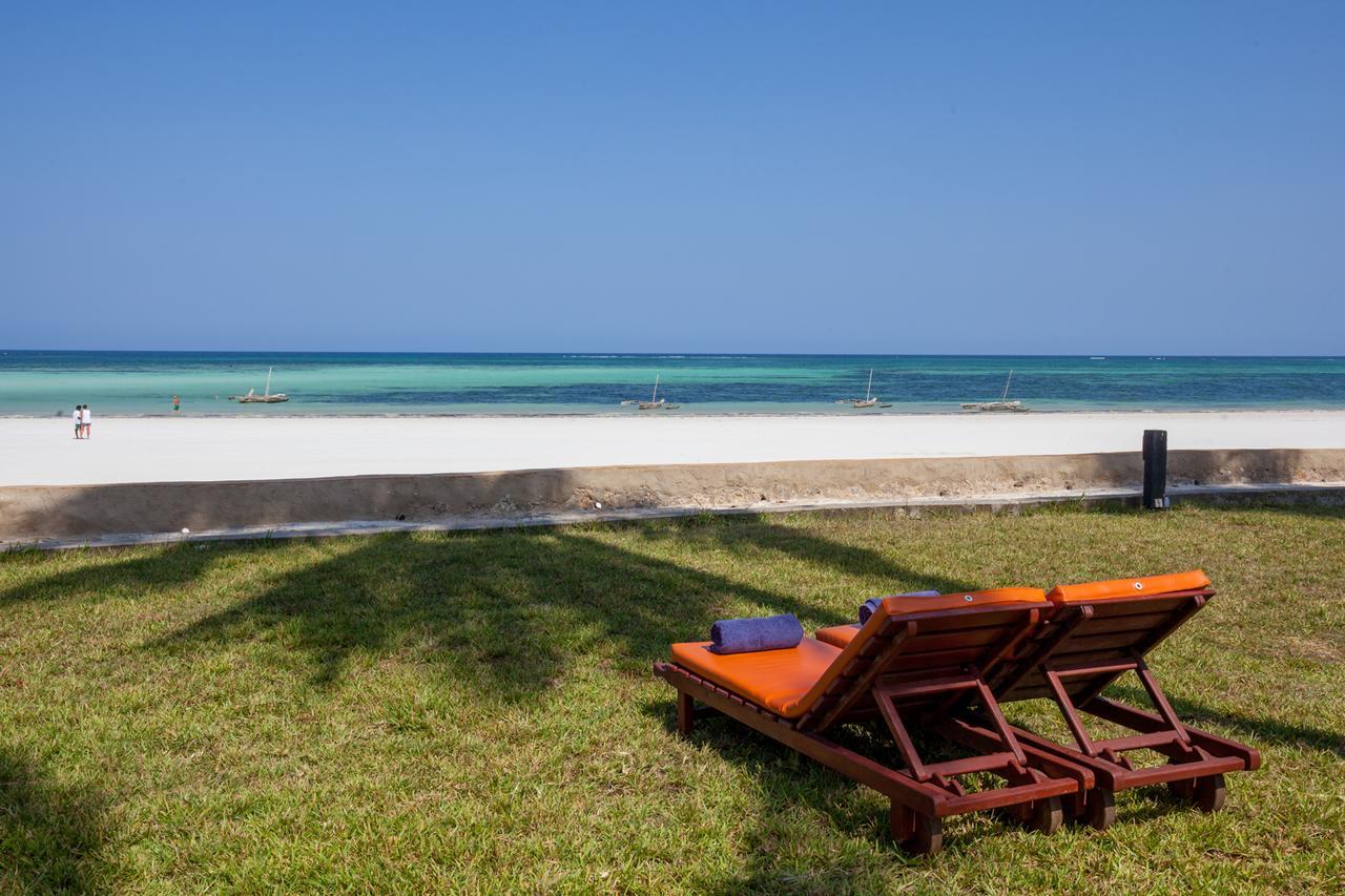 Neptune Paradise Beach Resort & Spa Galu Bagian luar foto